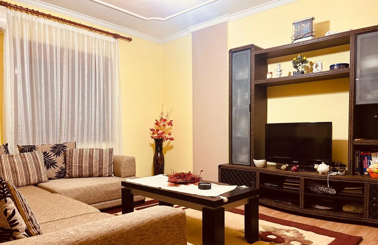 Apartament Me Qera 2+1 Tek Jordan Misja (ID B2201344) Tirane