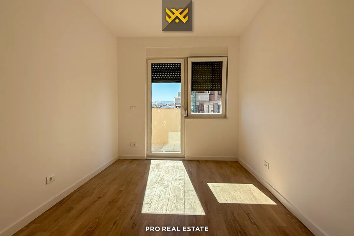 Banesë / Zyrë 86m² me #QIRA në Lagjen Kodrina