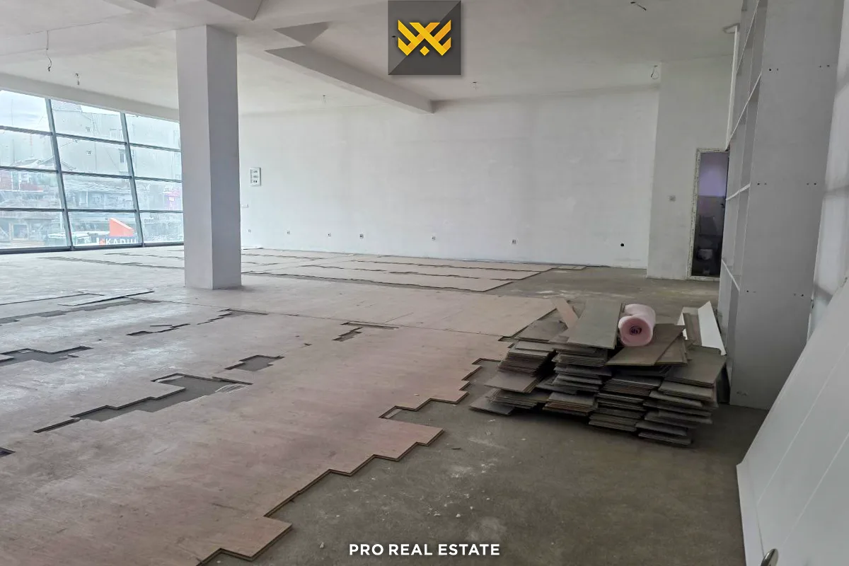 Lokal 190m² me #QIRA në Fushë Kosovë