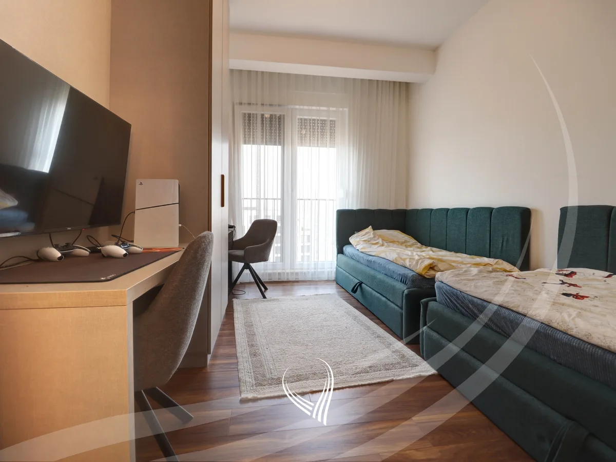 Penthouse me 2 dhoma gjumi me qira në lagjen Arbëria – Dragodan