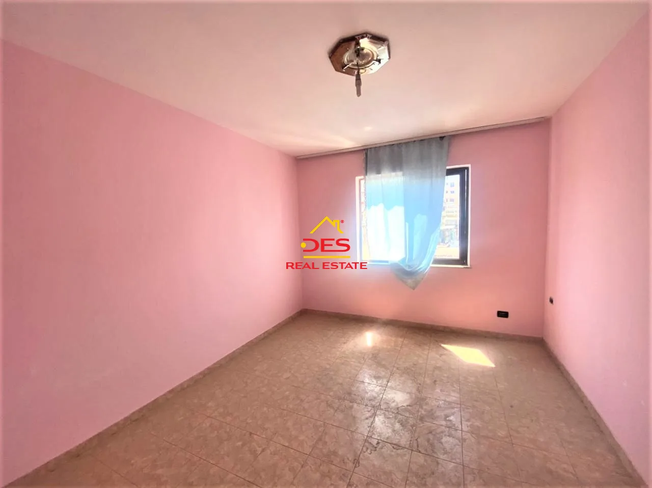 Shitet apartament 2+1, sheshi wilson, tiranë
