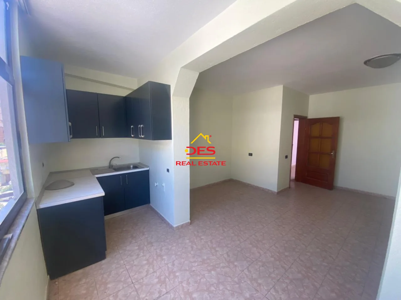 Shitet apartament 2+1, sheshi wilson, tiranë