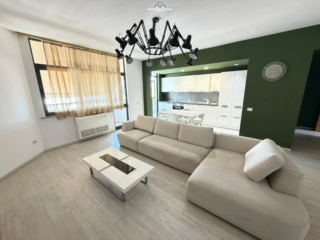 Apartament Me Qera 2+1 Tek Bulevardi Zogu I (ID B2201954) Tirane
