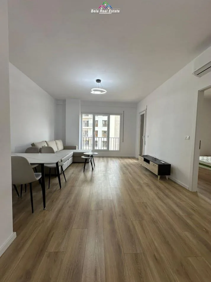 Apartament Me Qera 1+1 tek Shkolla e Kuqe (ID B2101349) Tirane