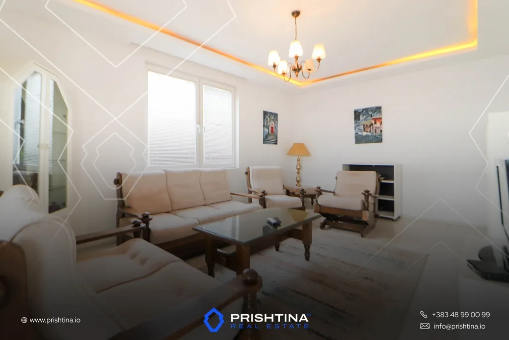 Kat shtëpie me qira 200m² në Dragodan