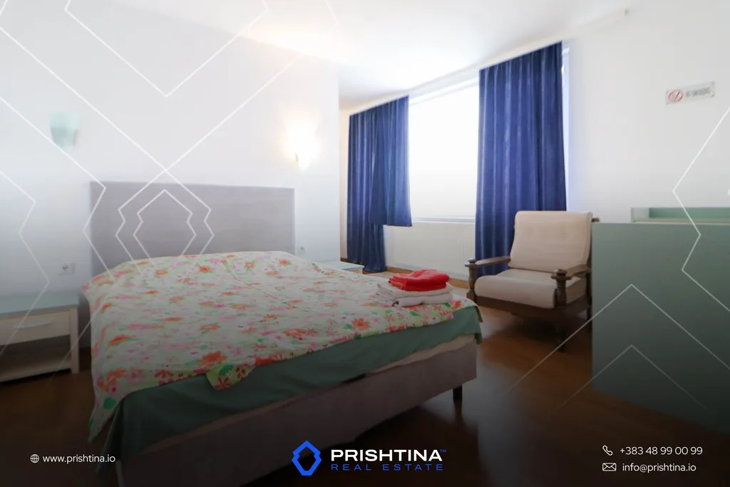 Kat shtëpie me qira 200m² në Dragodan