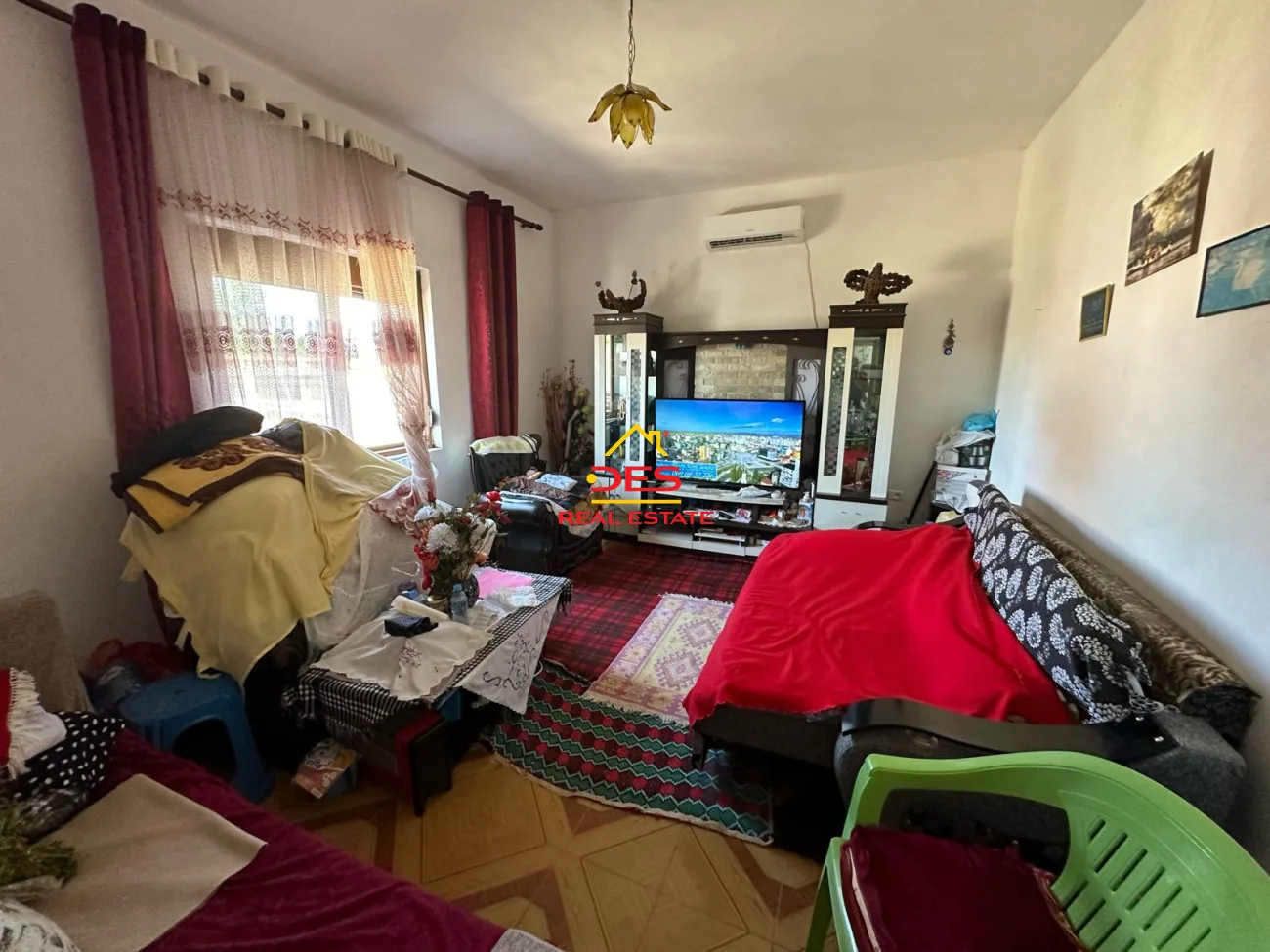 Shitet shtëpi private te vija e ngjalës,fier