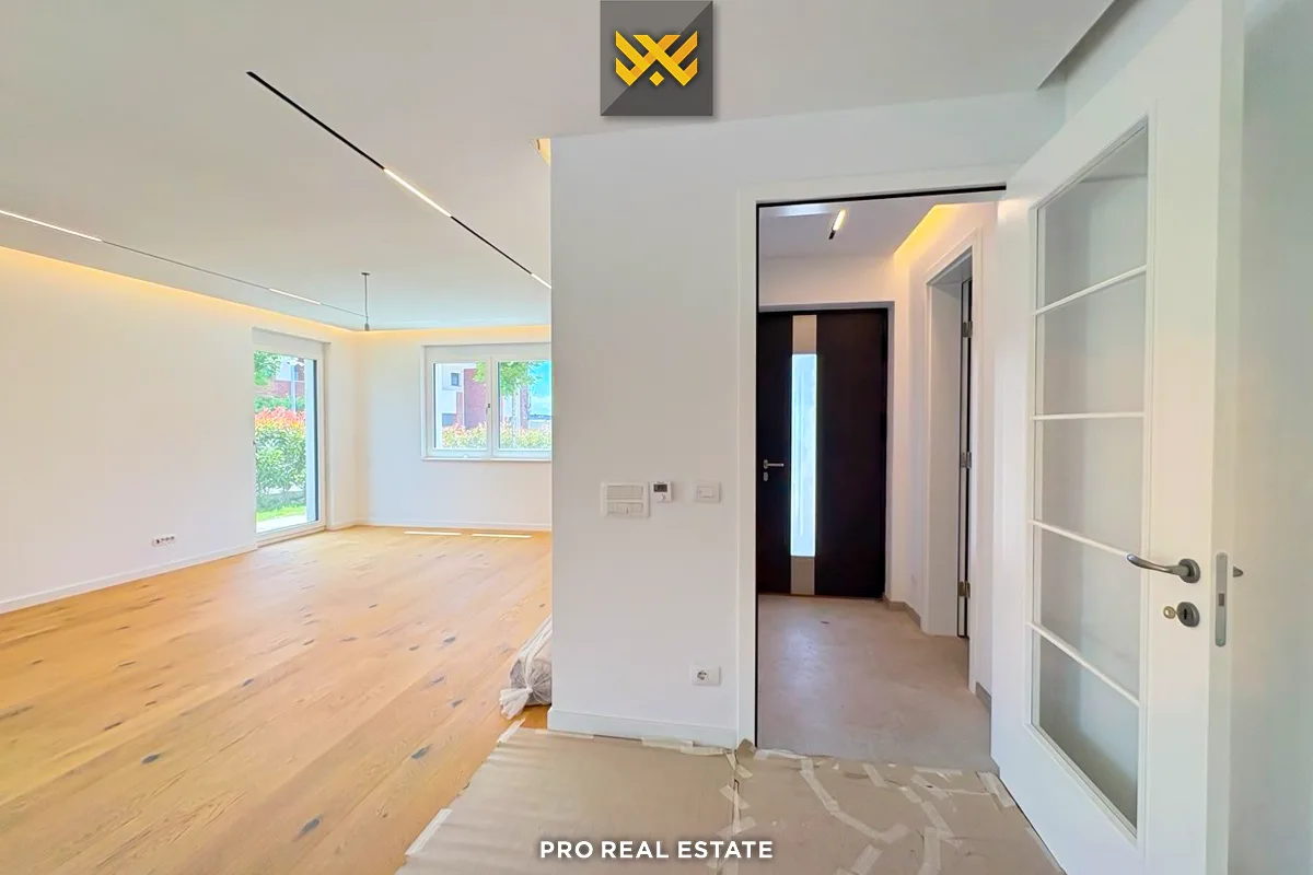 Shtëpi 217m² + 100m² me #QIRA në Lagjen Qershia