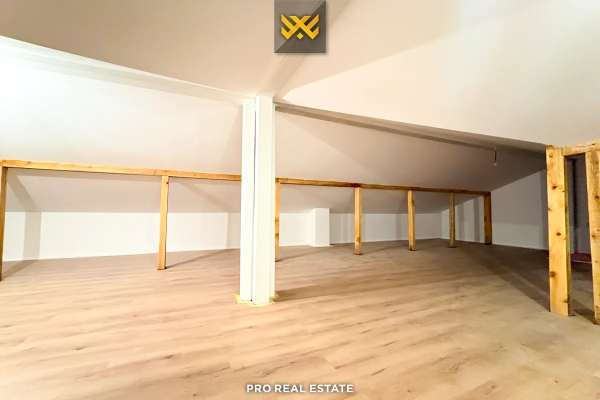 Shtëpi 217m² + 100m² me #QIRA në Lagjen Qershia