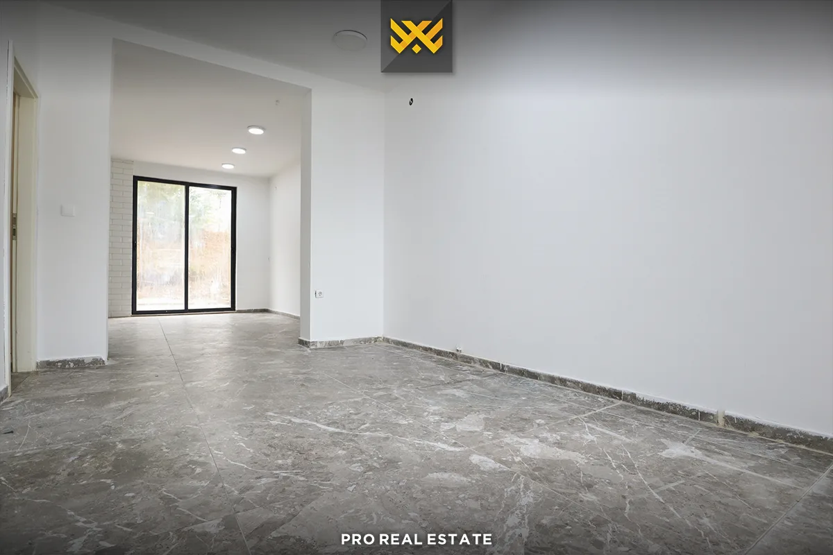 Lokal 45m² në SHITJE në Ulpianë