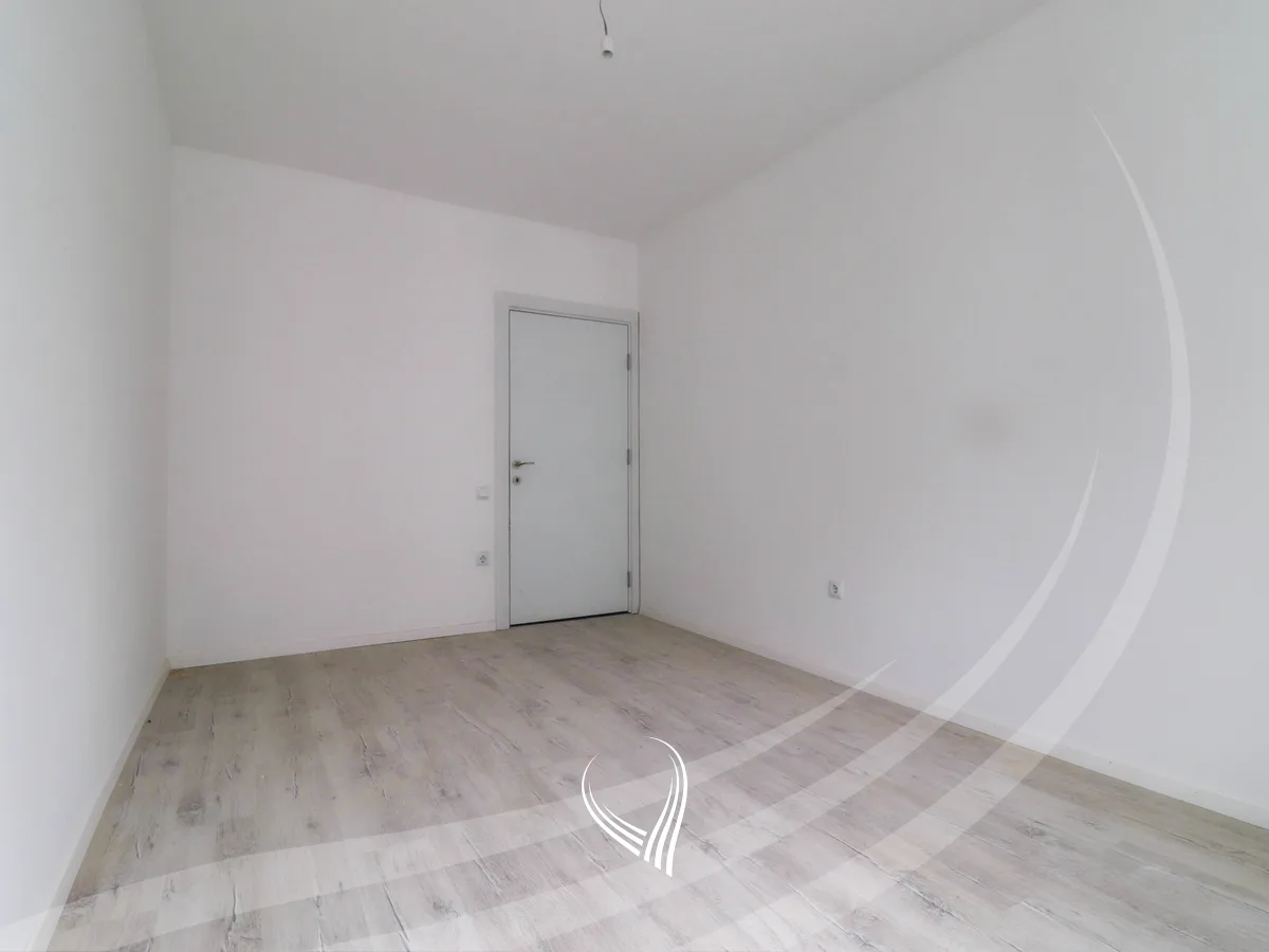 Banesë me 2 dhoma gjumi në shitje në lagjen Mati 1