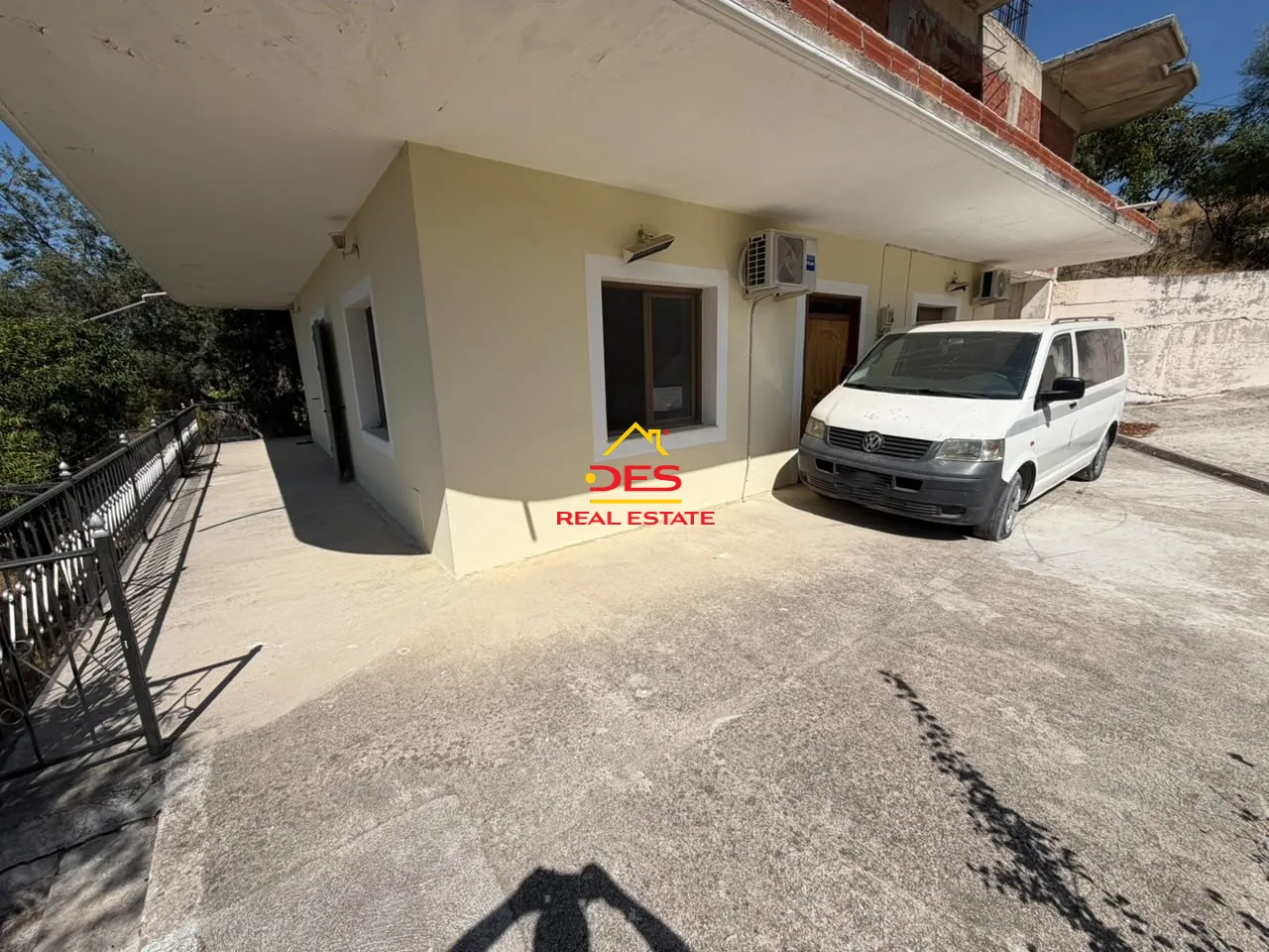 Jepet me qira shtëpi private pranë bishtit të kalldrëmit ,vlorë.