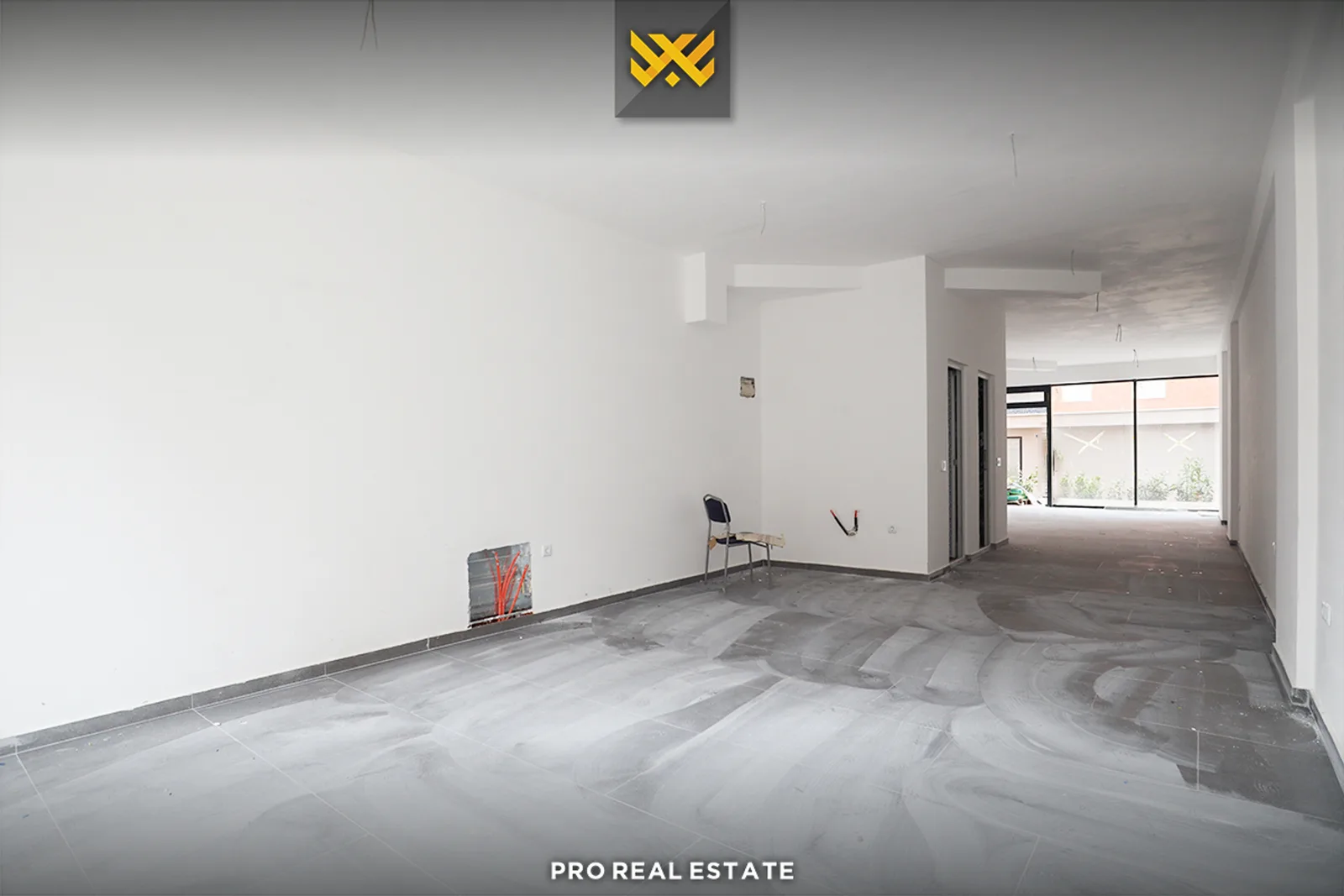 Lokal 90m² me #QIRA në Lagjen e Spitalit.