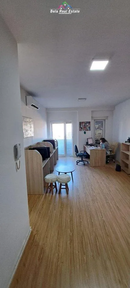 Zyre Me Qera 1+1 Tek Stacioni i Trenit (ID BZ2797) Tirane