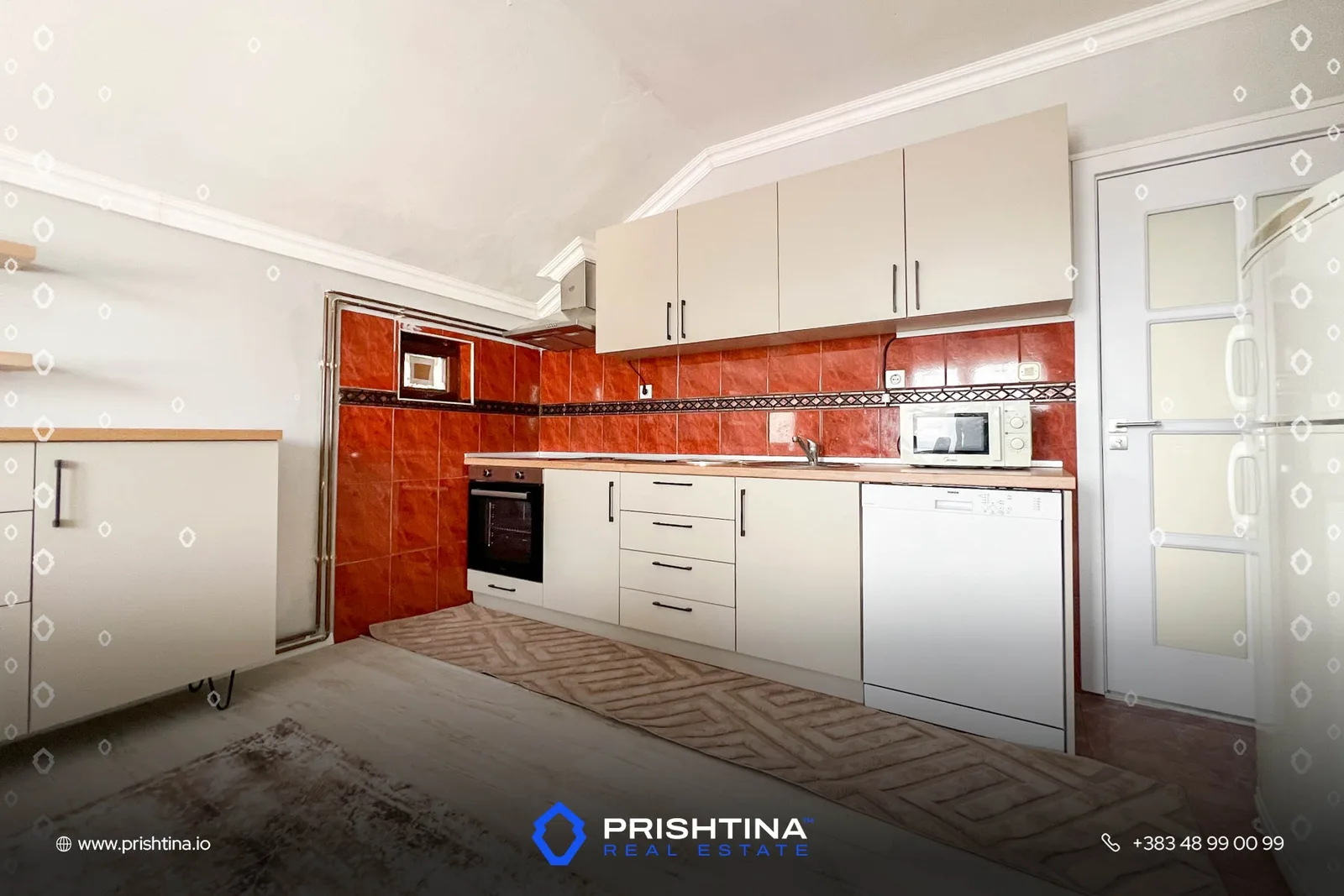 Kat shtëpie me qira 120m² në Taslixhe