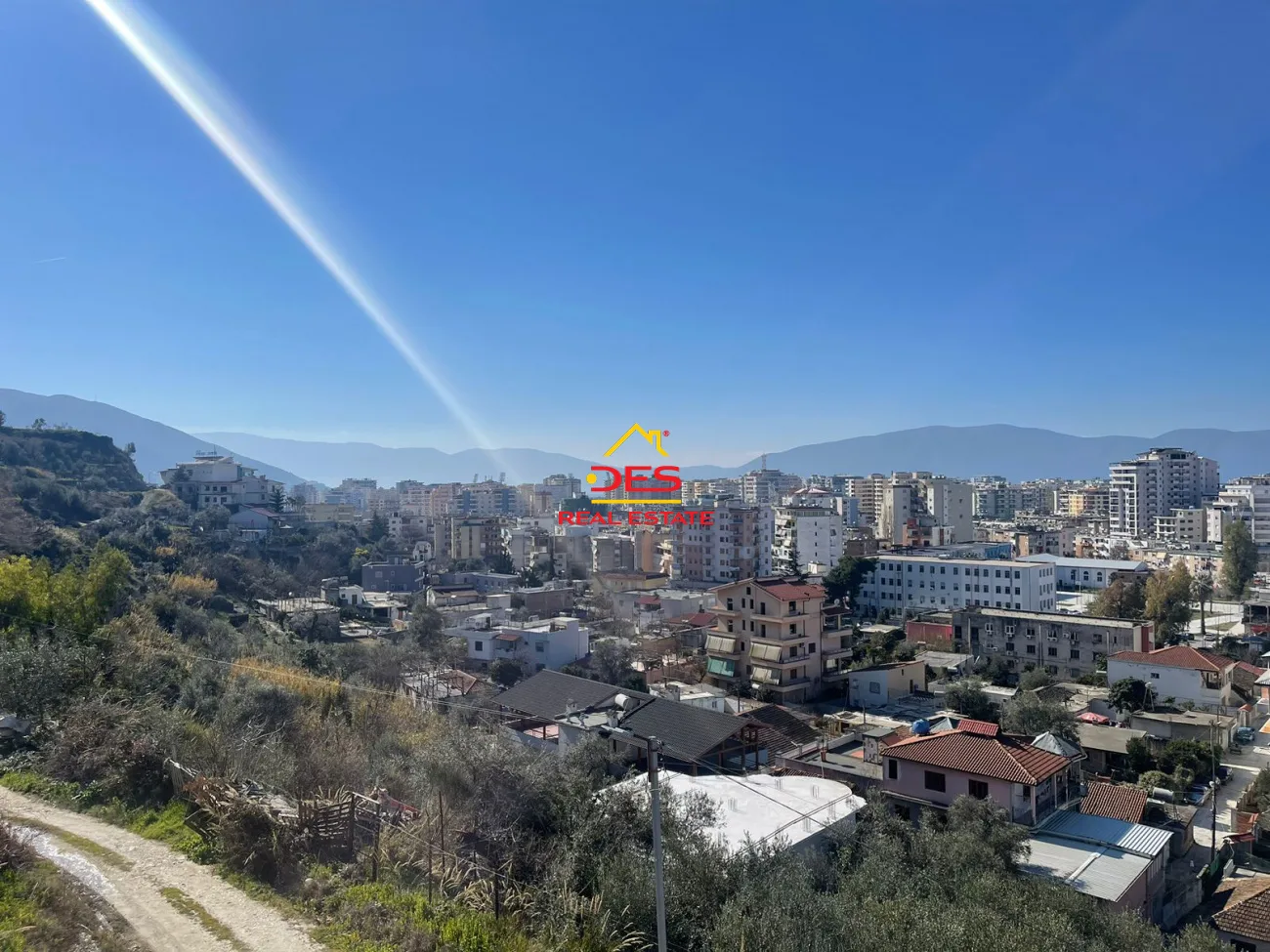 Vilë 3 katëshe në shitje pranë gjykatës së apelit,vlorë.