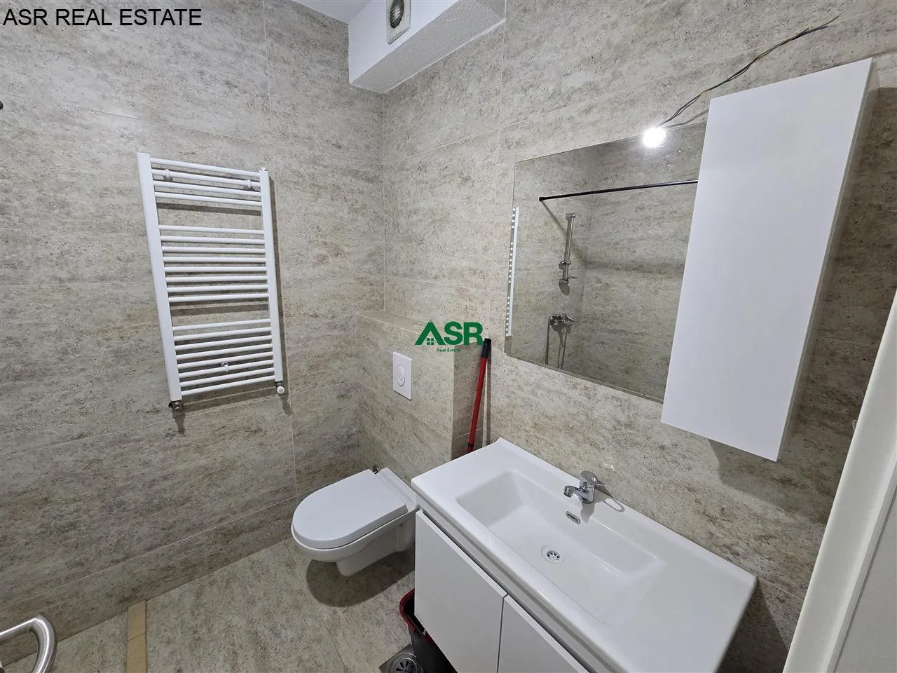 #ID:4230 Banesë 88m2 me #qira në rr.B