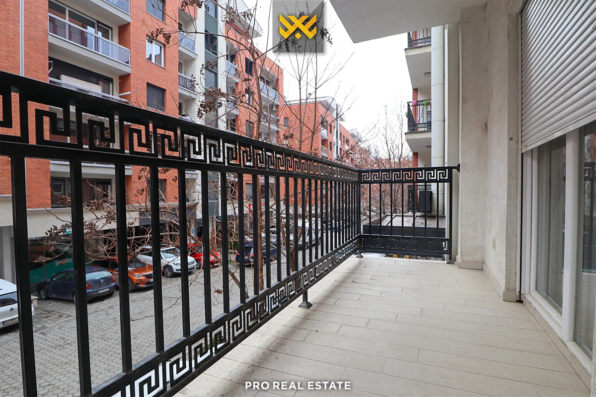Banesë / Zyrë 70m² me #QIRA te Rruga B