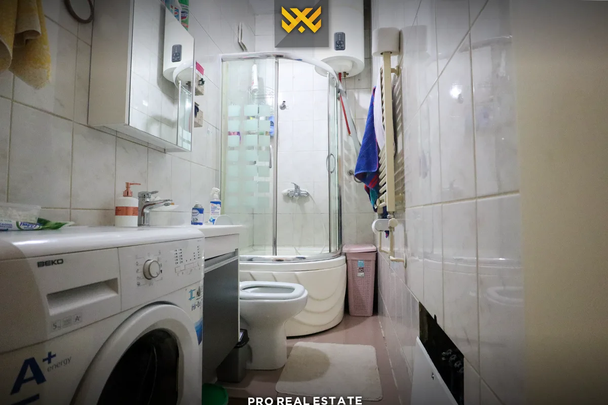 Shtëpi 360m² për #SHITJE në Qendër.