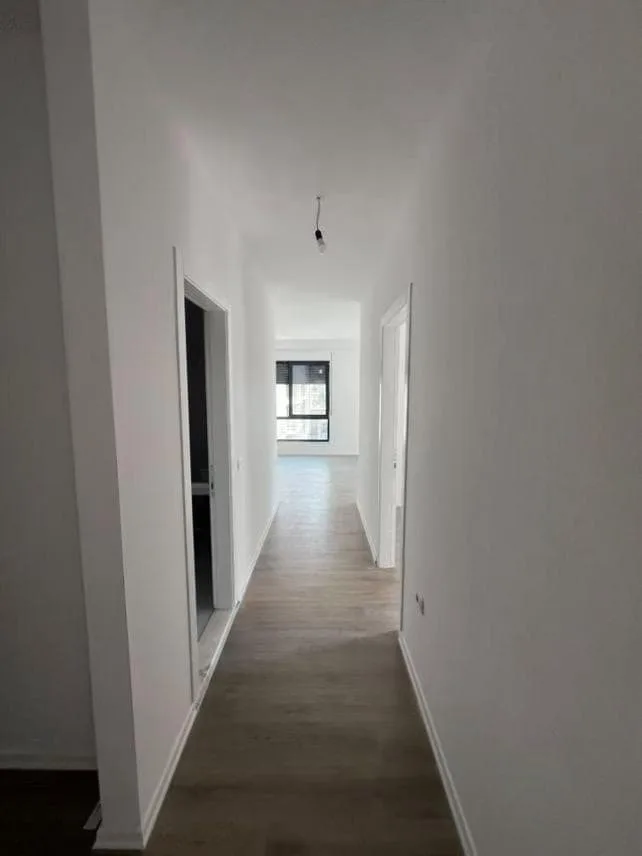 Zyre me qera 2+1 ne Porcelan (ID BZ2673) Tirane