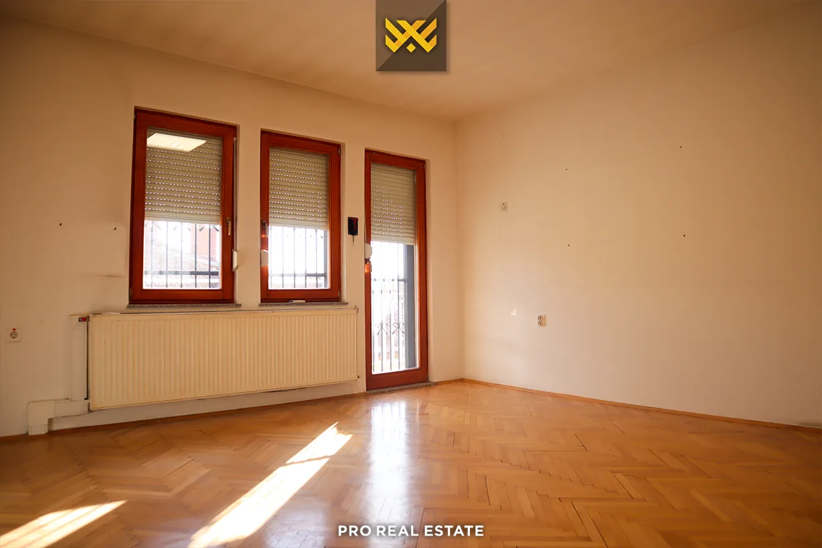 Objekt / Zyrë 360m² me #QIRA në Dragodan