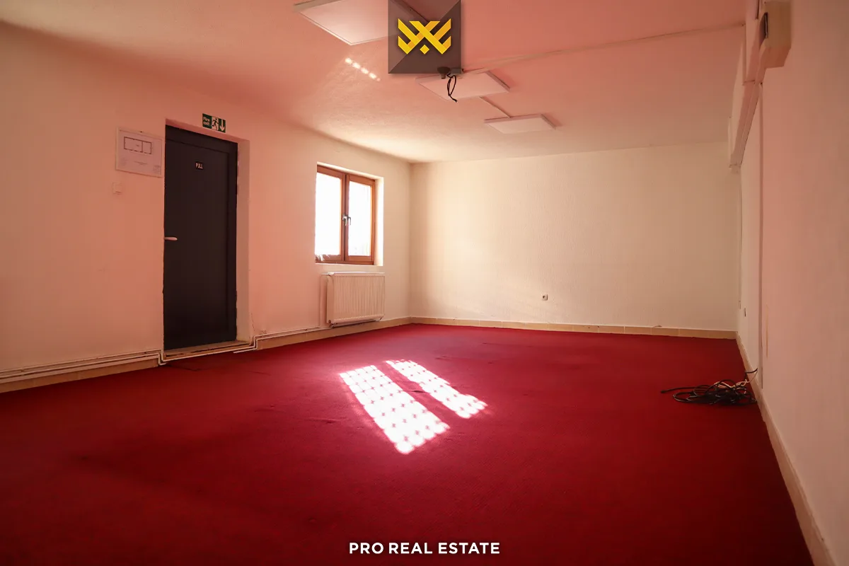 Objekt / Zyrë 360m² me #QIRA në Dragodan