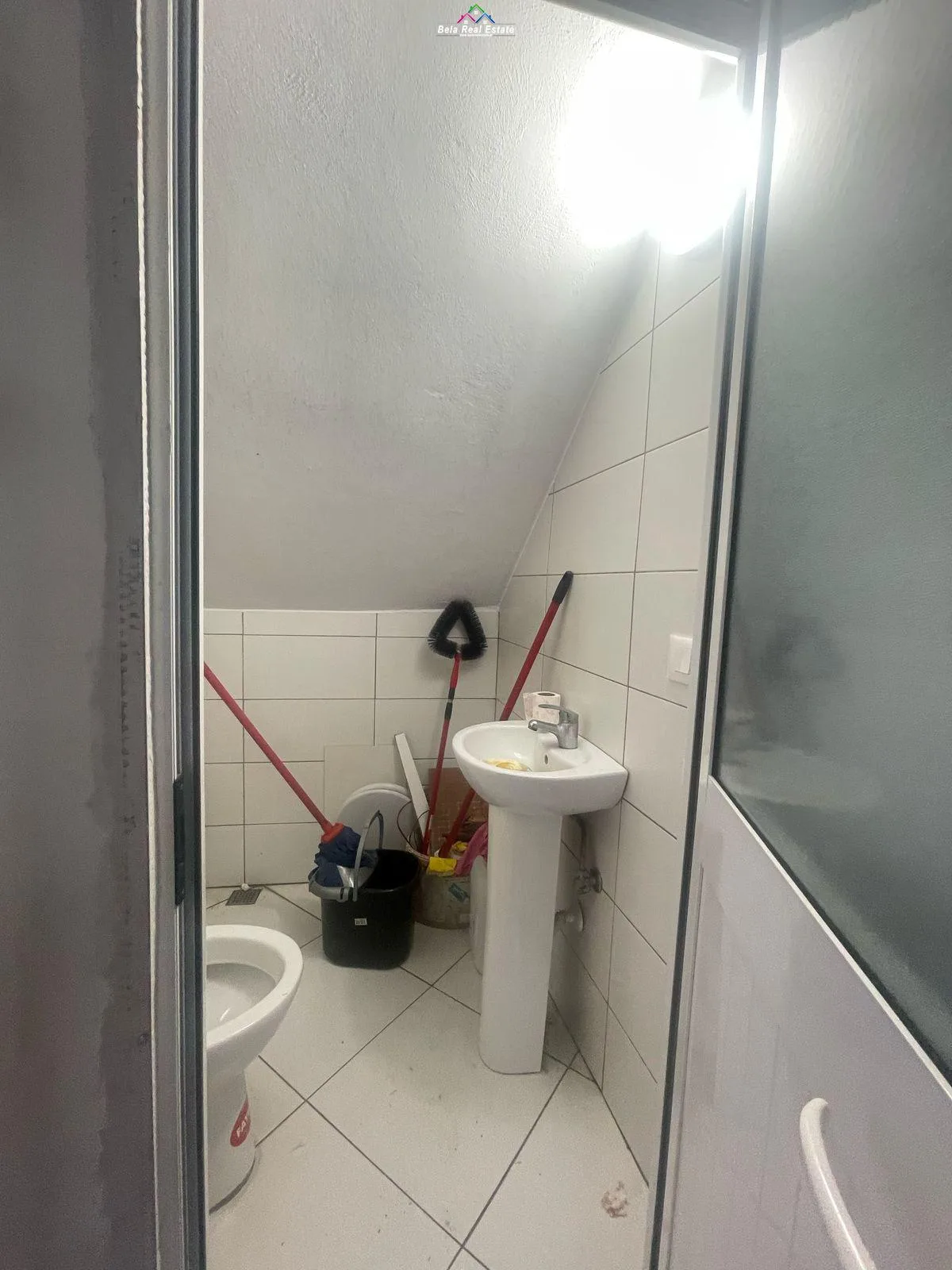 Dyqan Me Qera ne Myslym Shyri (ID BD21700) Tirane.