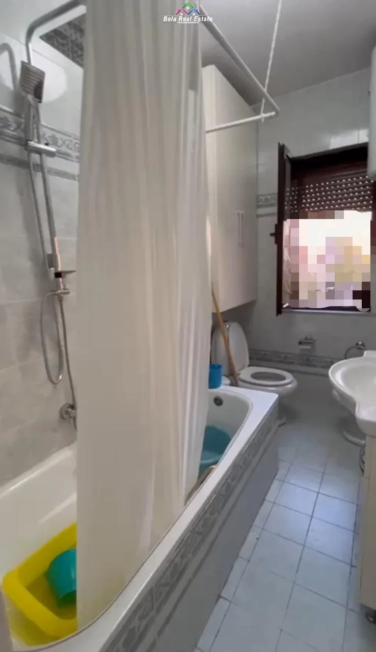 Apartament me qera 2+1+2 tek Rruga e Kosovarve (ID B2201006) Tirane