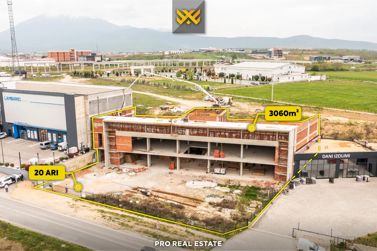 Objekt 3060m² me #QIRA në Prizren