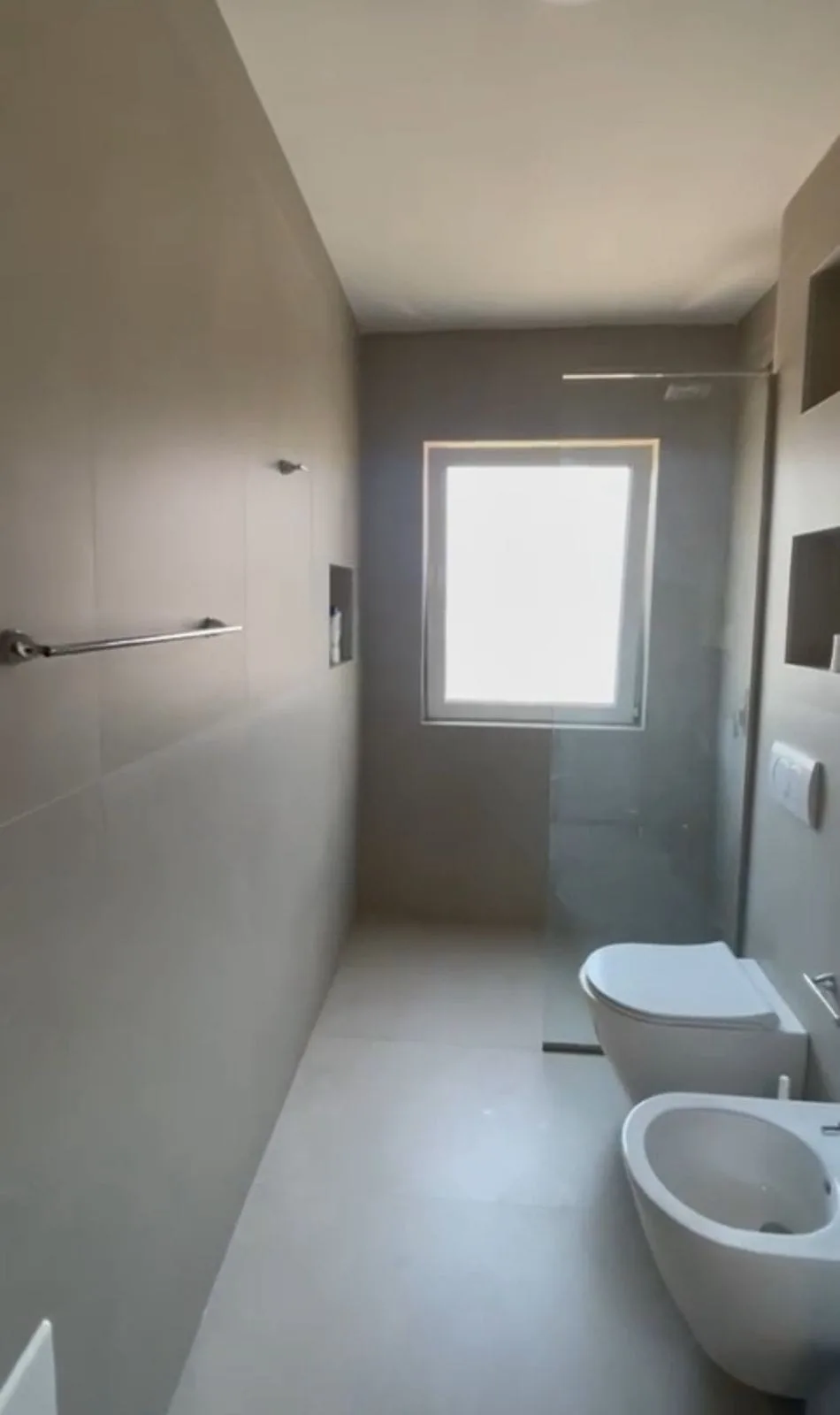 Apartament me Qera 1+1 tek Rruga e Durresit (ID B2101154) Tirane