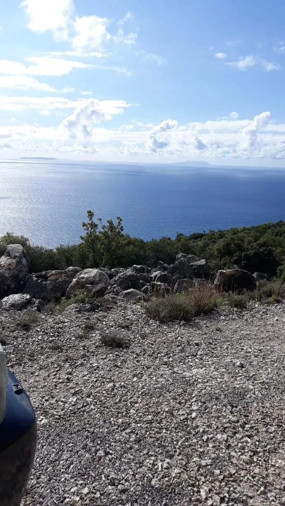 Shitet tokë arë në vuno, himarë