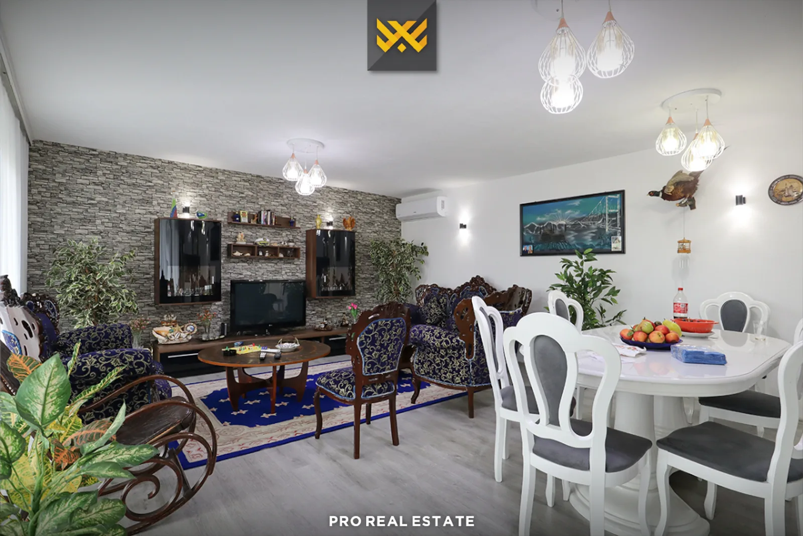 Shtëpi 255m² në #SHITJE në Kodrën e Trimave
