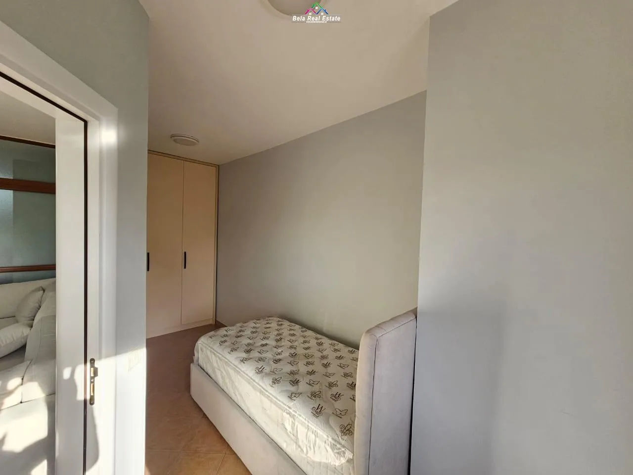 Apartament Me Qera 2+1 Tek Rruga e Kavajes (ID B2201647) Tirane