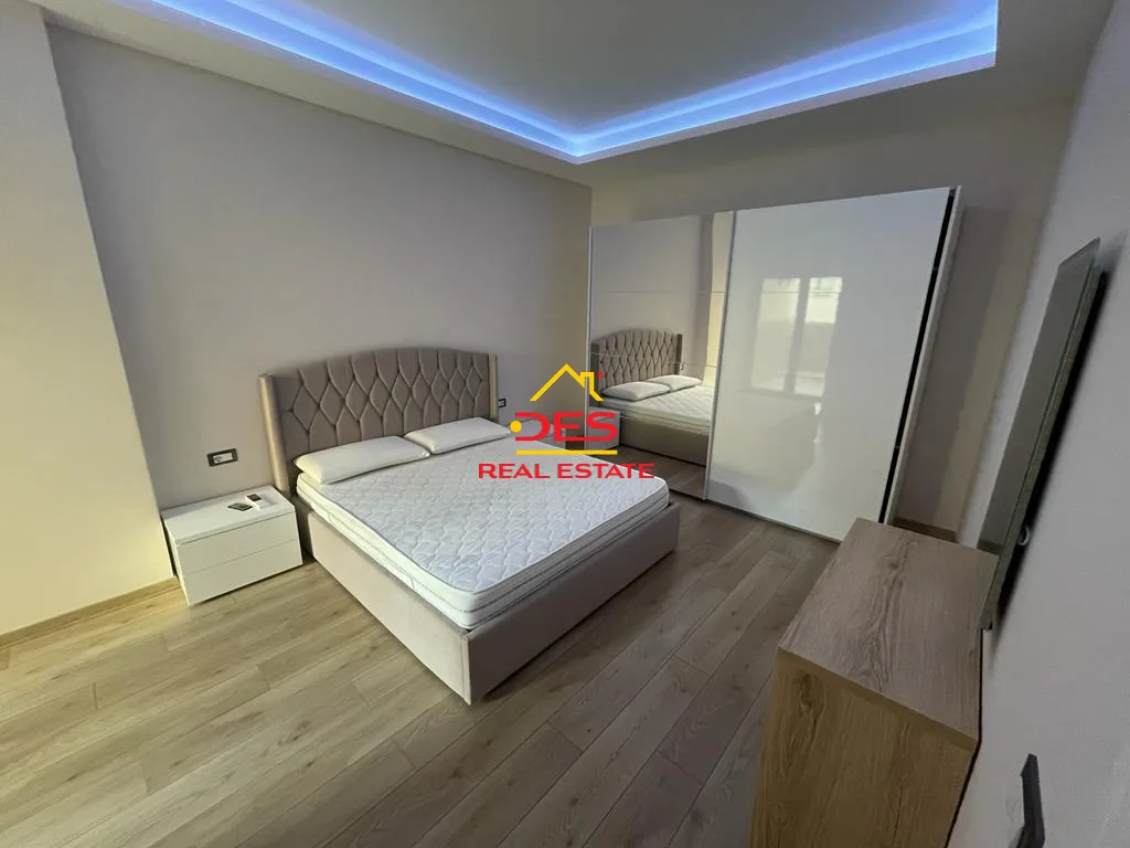 Jepet me qira apartament 2+1 në,skelë