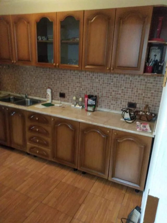 Jepet Me Qera Apartament 2+1 Tek Rruga e Durresit (ID B221180) Tirane.