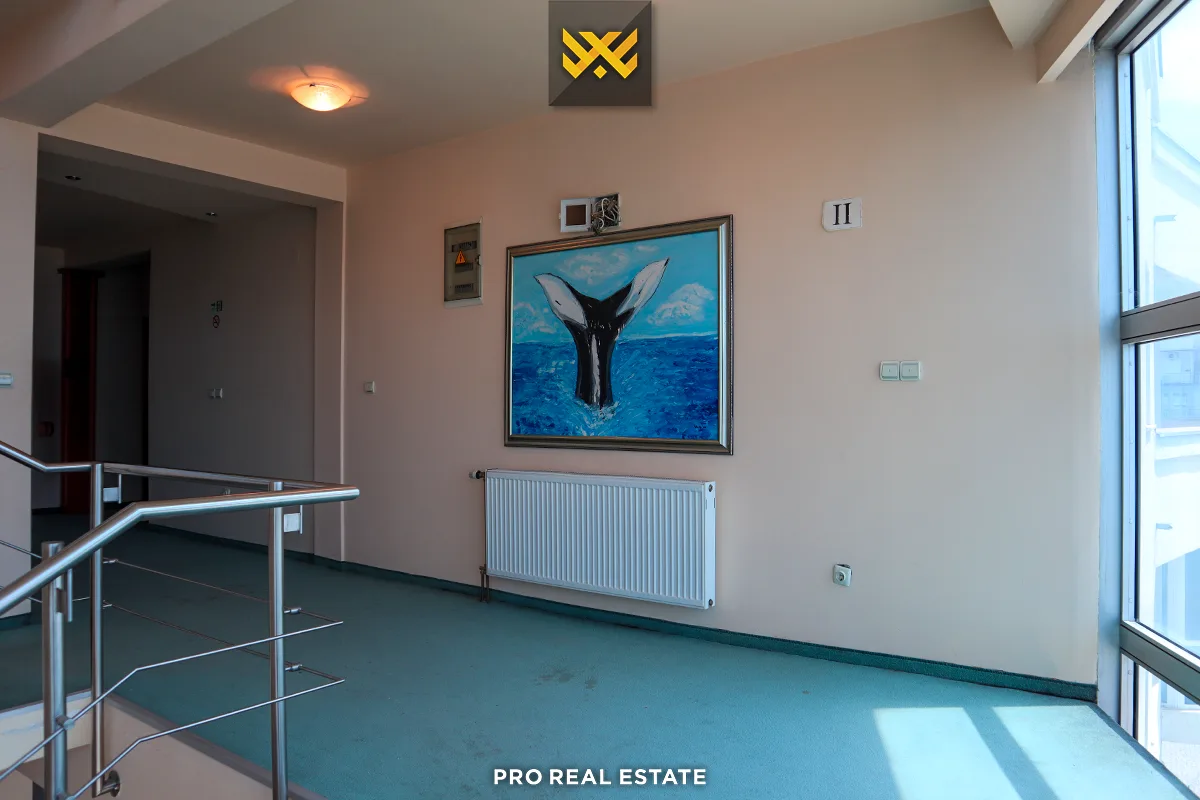 Objekt 2400m² për #SHITJE në Kodrën e Trimave