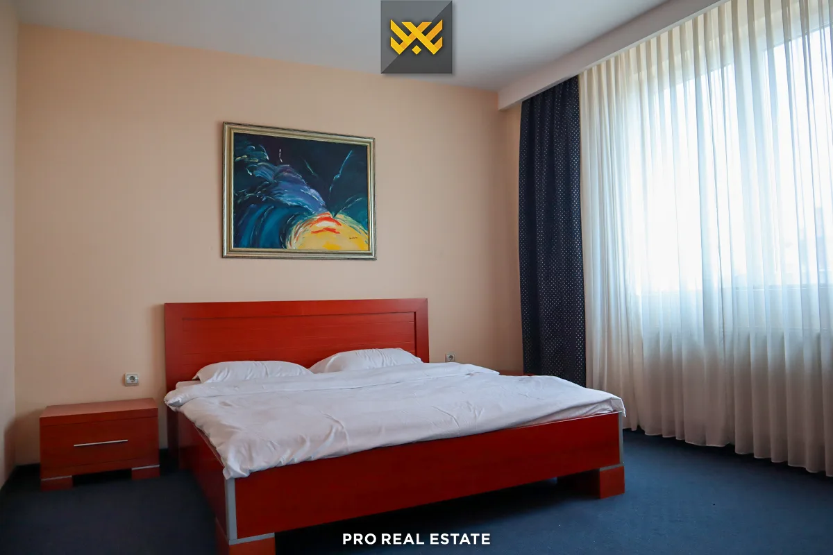Objekt 2400m² për #SHITJE në Kodrën e Trimave