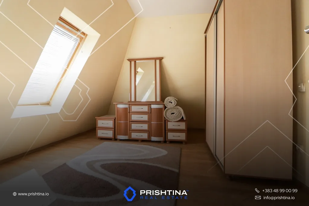 Banesë me qira 94m² te 4 Llullat