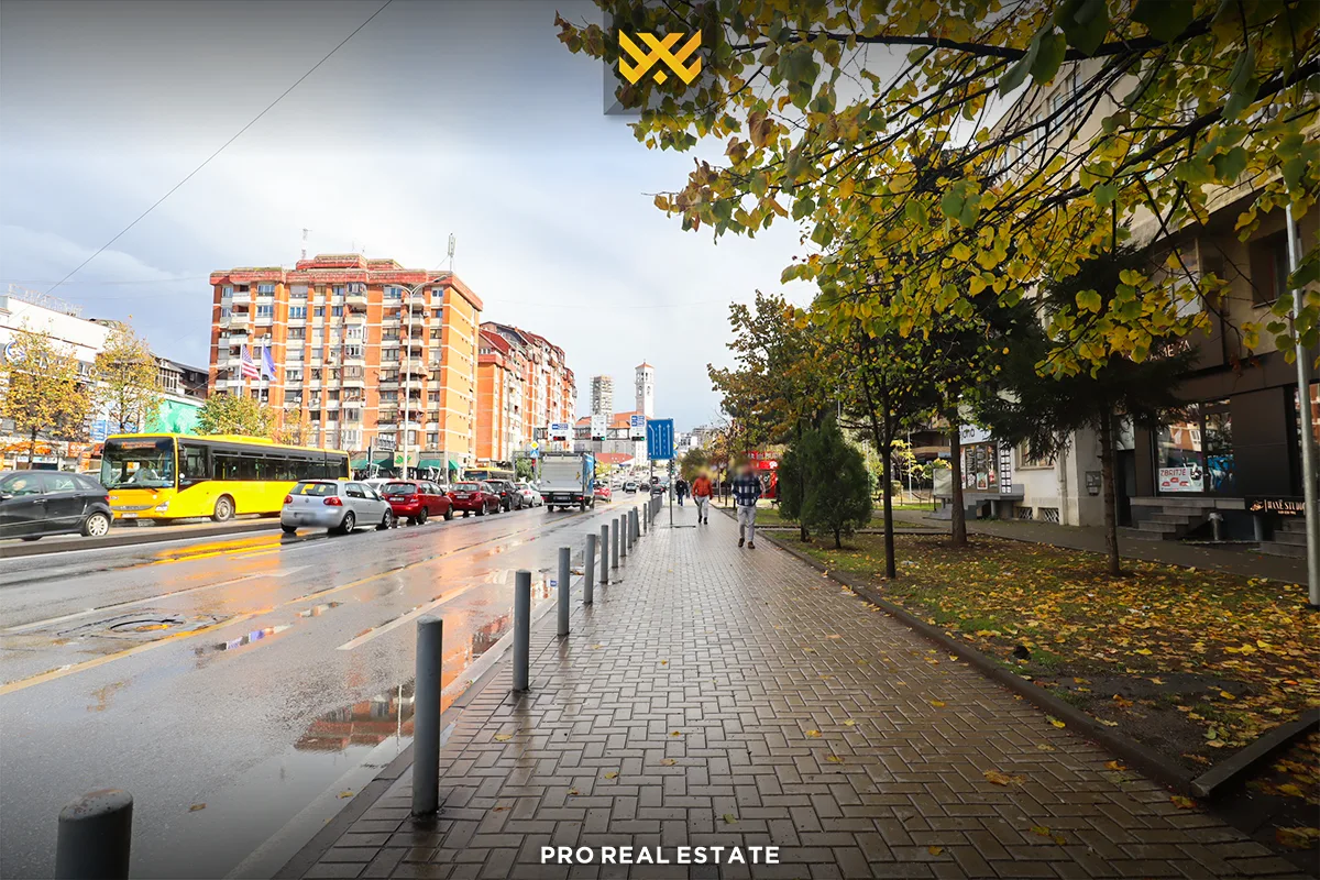 Banesë Zyrë 60m² me #QIRA në Dardani.