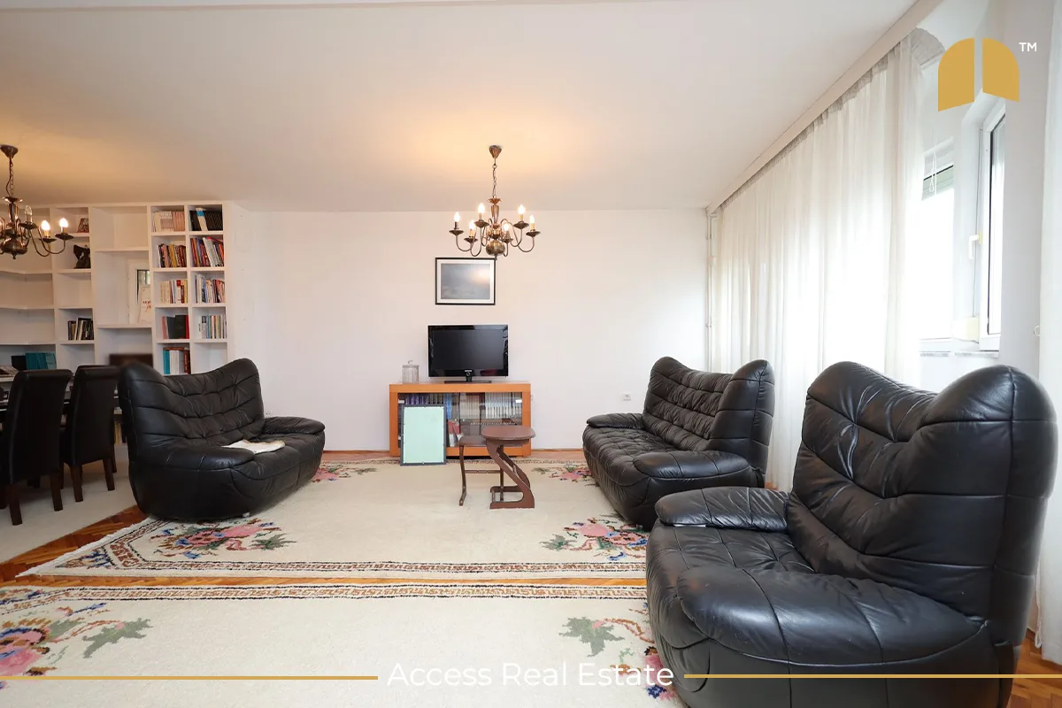 Shtëpi në SHITJE – 4 dhoma gjumi + 1.36 Ari – Aktash