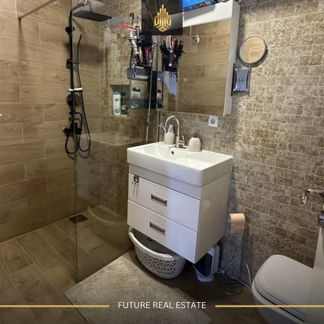 Banesë në SHITJE/158m²