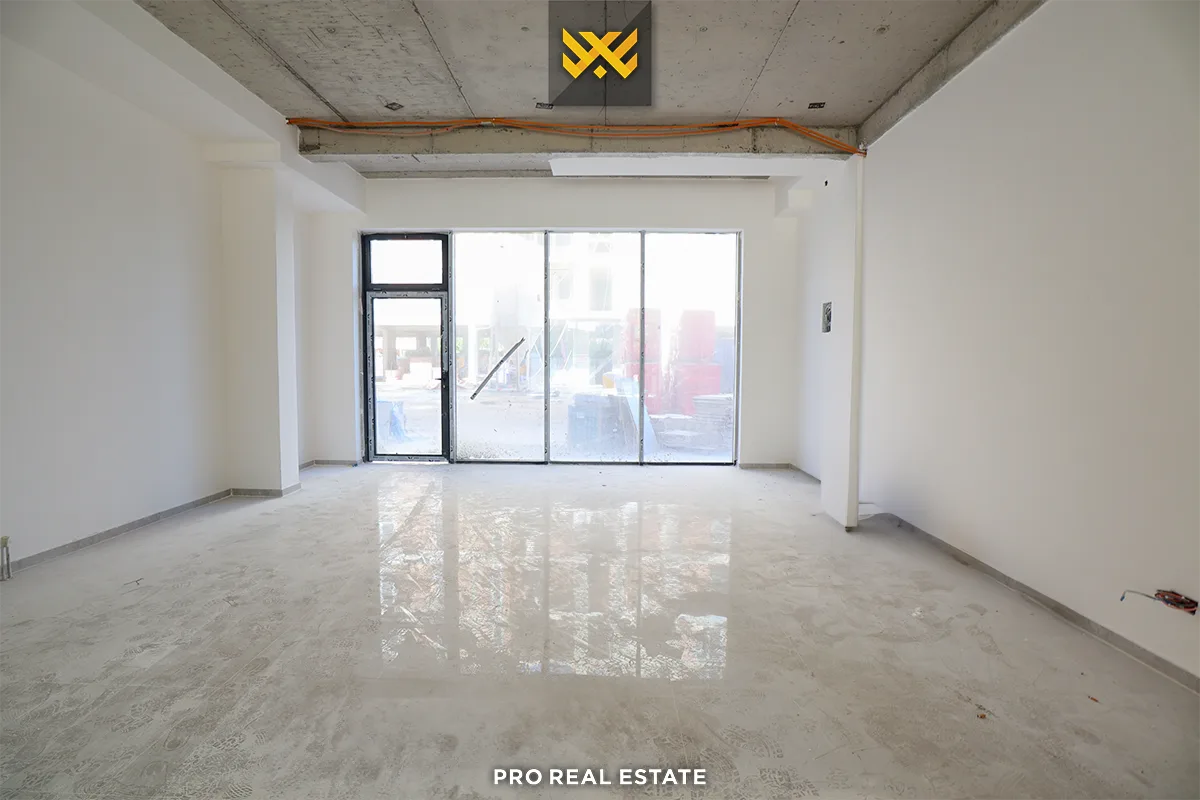 Lokal 103m² me #QIRA në Fushë Kosovë