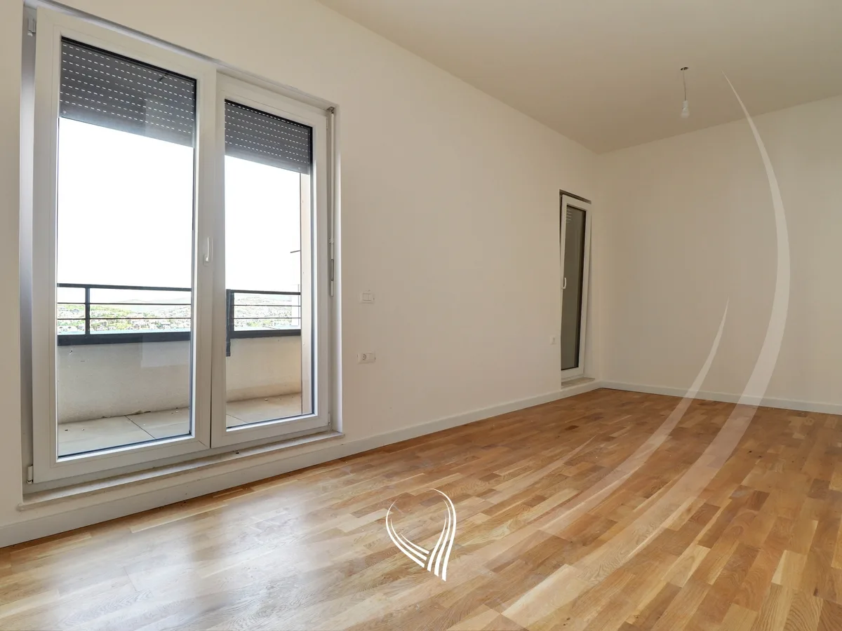 Penthouse me 3 dhoma gjumi në shitje në lagjen Velania - Puhiza 3