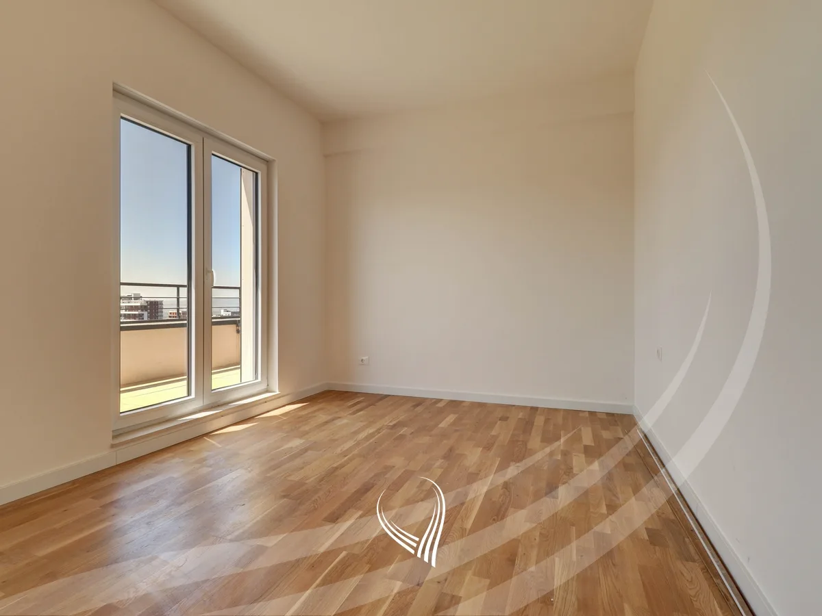 Penthouse me 3 dhoma gjumi në shitje në lagjen Velania - Puhiza 3