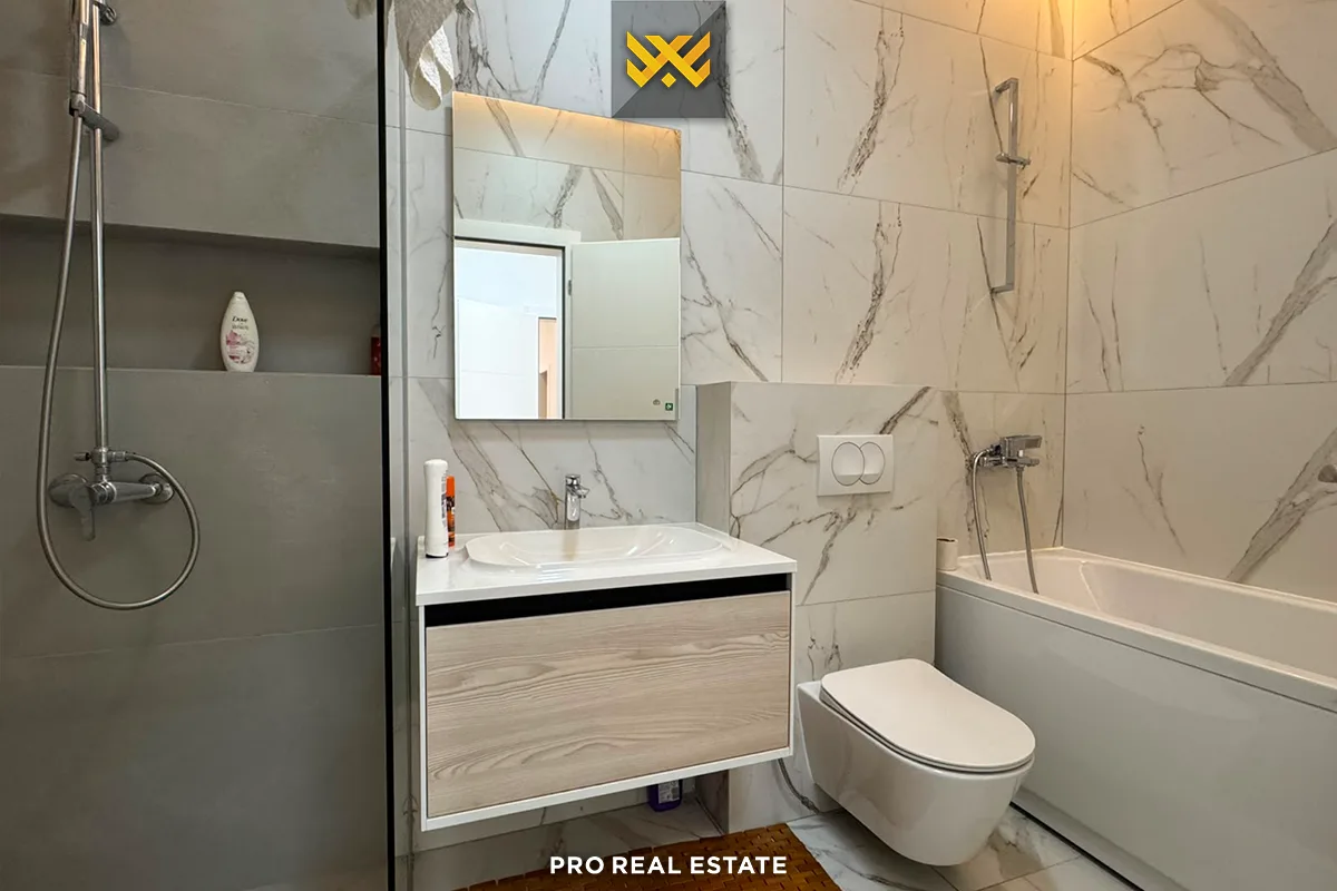Banesë 138.60m² me #QIRA te Prishtina e Re