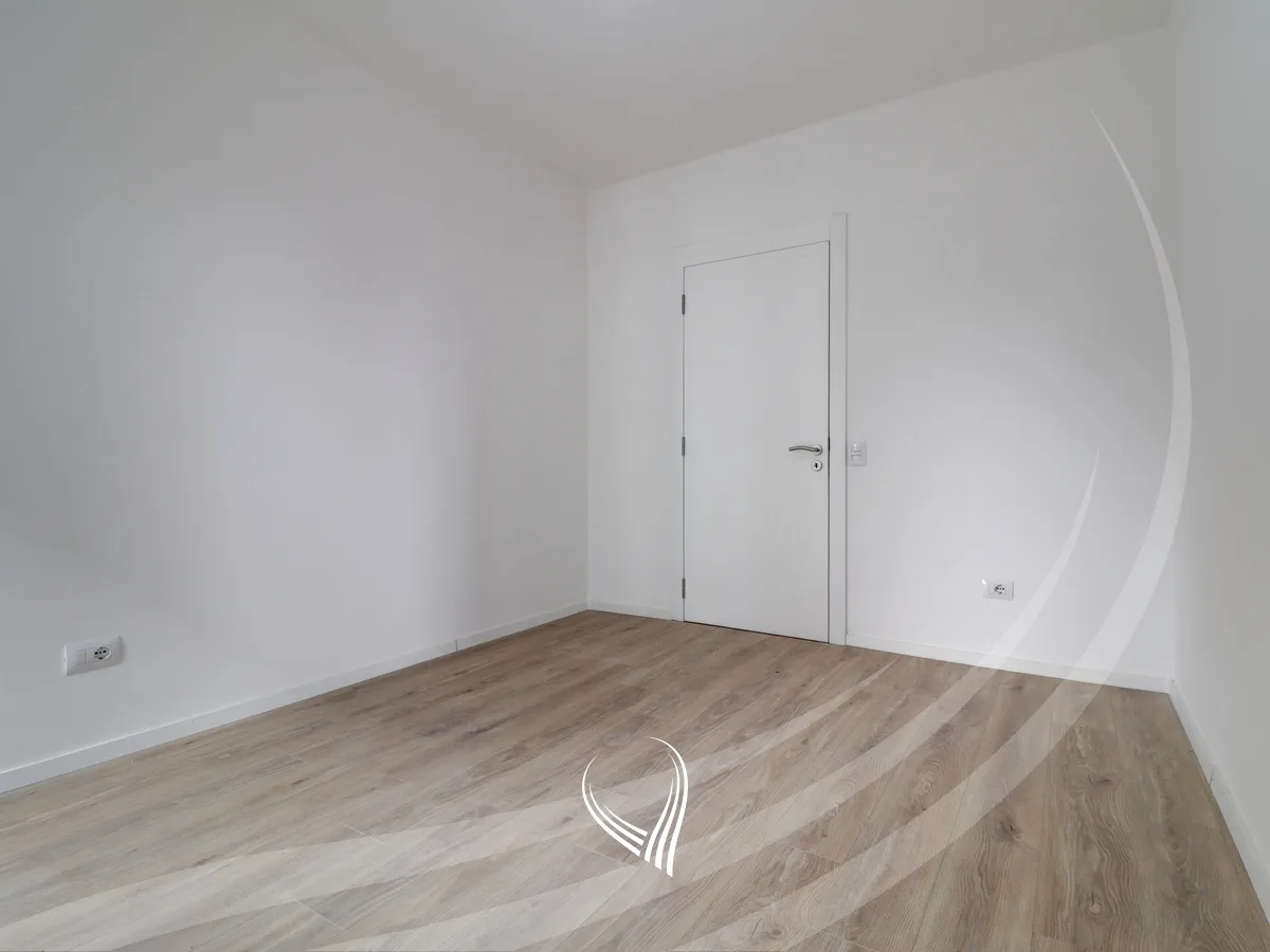 Banesë me 3 dhoma gjumi në shitje në lagjen Prishtina e Re – Grand Tower