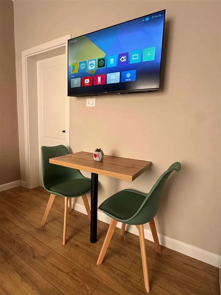 Apartament me qera 2+1 ne Qender (ID B221332) Tirane