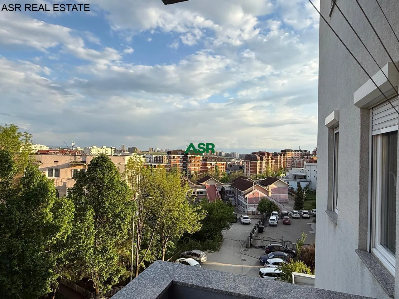#ID:4189 Banesë 81m2 me #qira në lagjen bregu i diellit