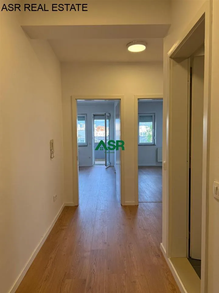 #ID:4189 Banesë 81m2 me #qira në lagjen bregu i diellit
