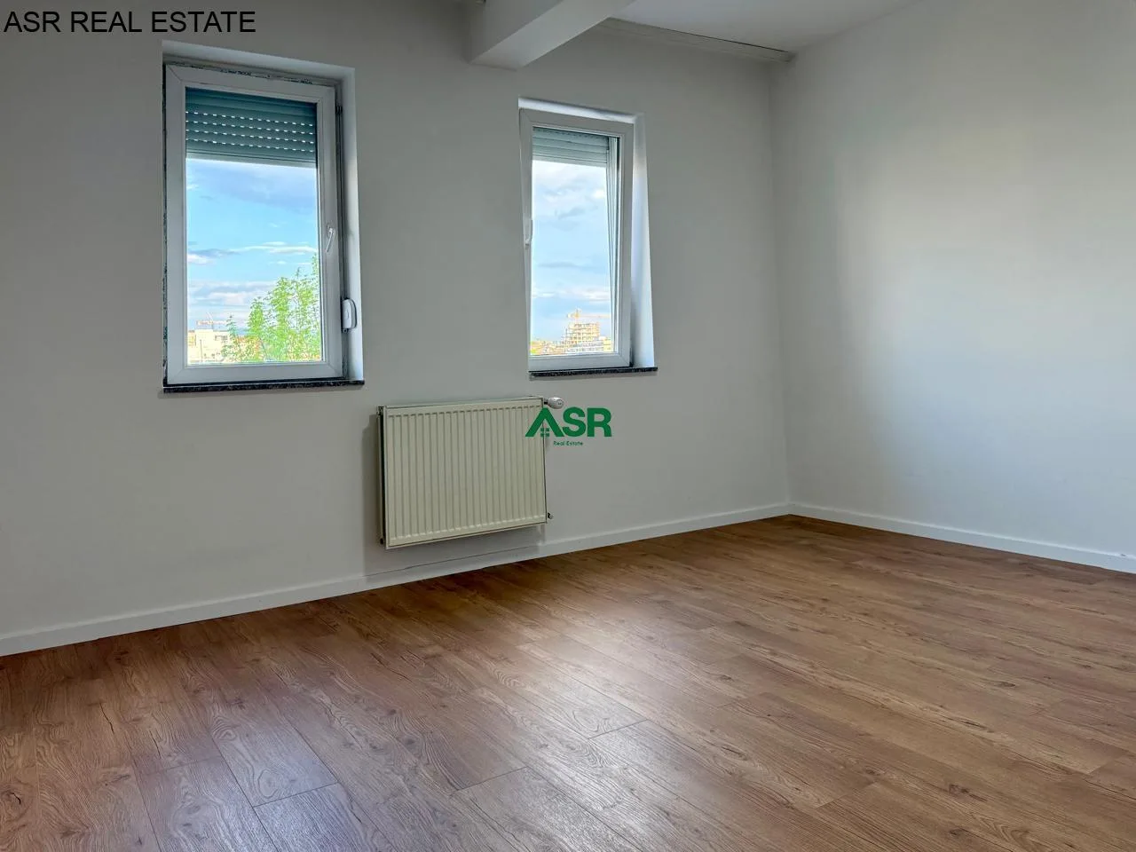 #ID:4189 Banesë 81m2 me #qira në lagjen bregu i diellit